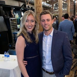 Meet your Posher, Cara